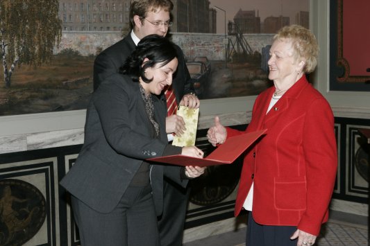 Foto der Jubilarehrung 2006, Elly Arndt,